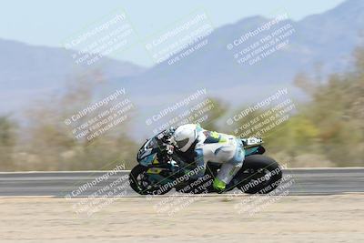 media/Apr-20-2025-CVMA (Sun) [[39090e8767]]/Race 9-Formula LW Twins Shootout/